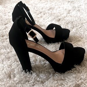 Black Thick Platform Heel